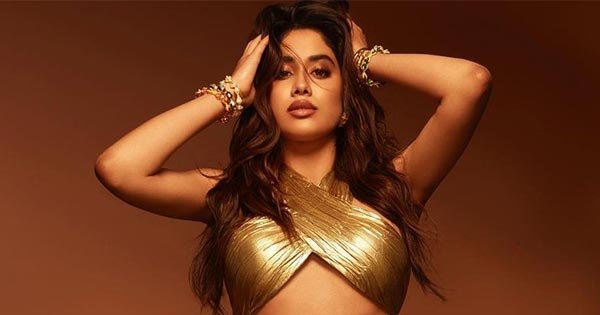janhvi kapoor golden dress curvy body