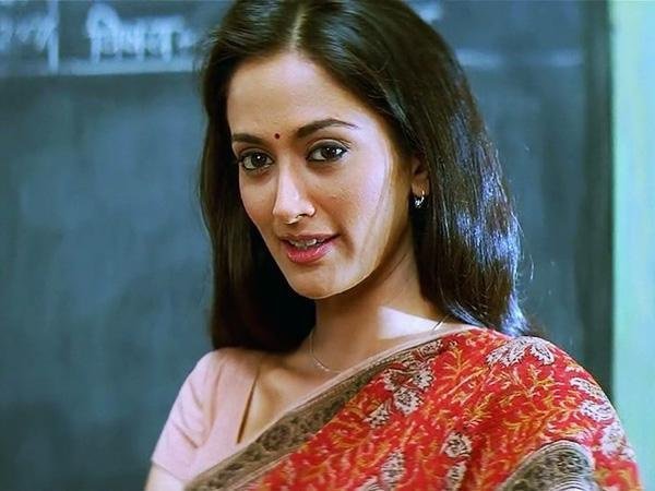 gayatri joshi teacher bollywood actress gayatri joshi teacher bollywood actress