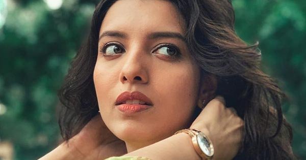 riya deepsi mombian actress