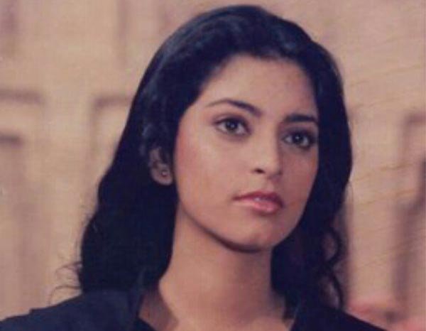 Juhi Chawla Saltnat first film