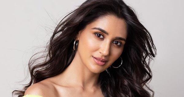 nikita dutta actress dybbuk kabir singh