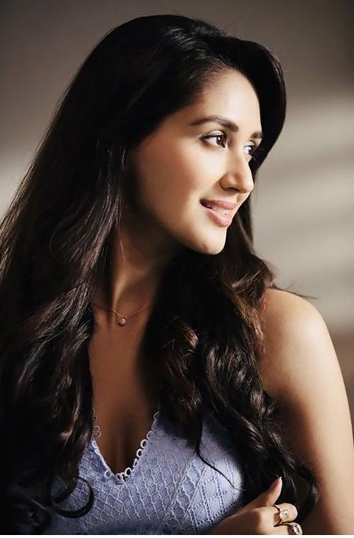 Nikita Dutta actress kabir singh dybbuk