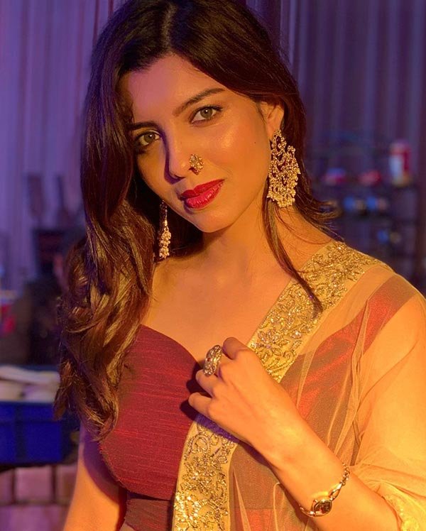 Riya Deepsi actress mombian mahabharat