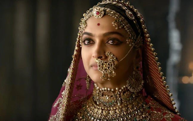 Deepika Padukone Padmavat royal historical look bollywood