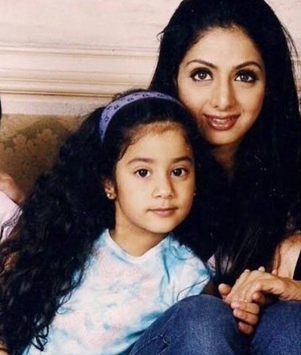 janhvi kapoor childhood pics