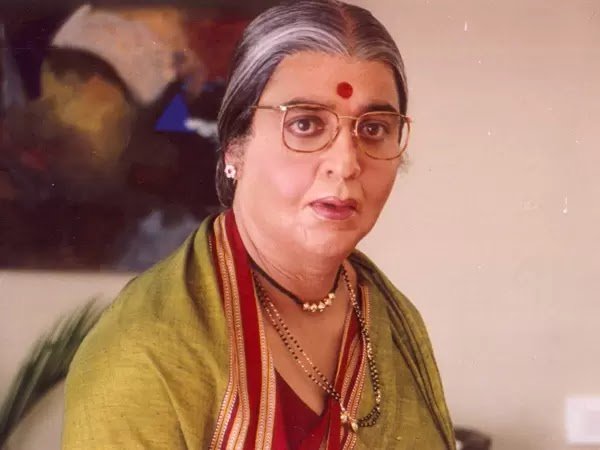 Kamal Haasan as woman in Chachi 420