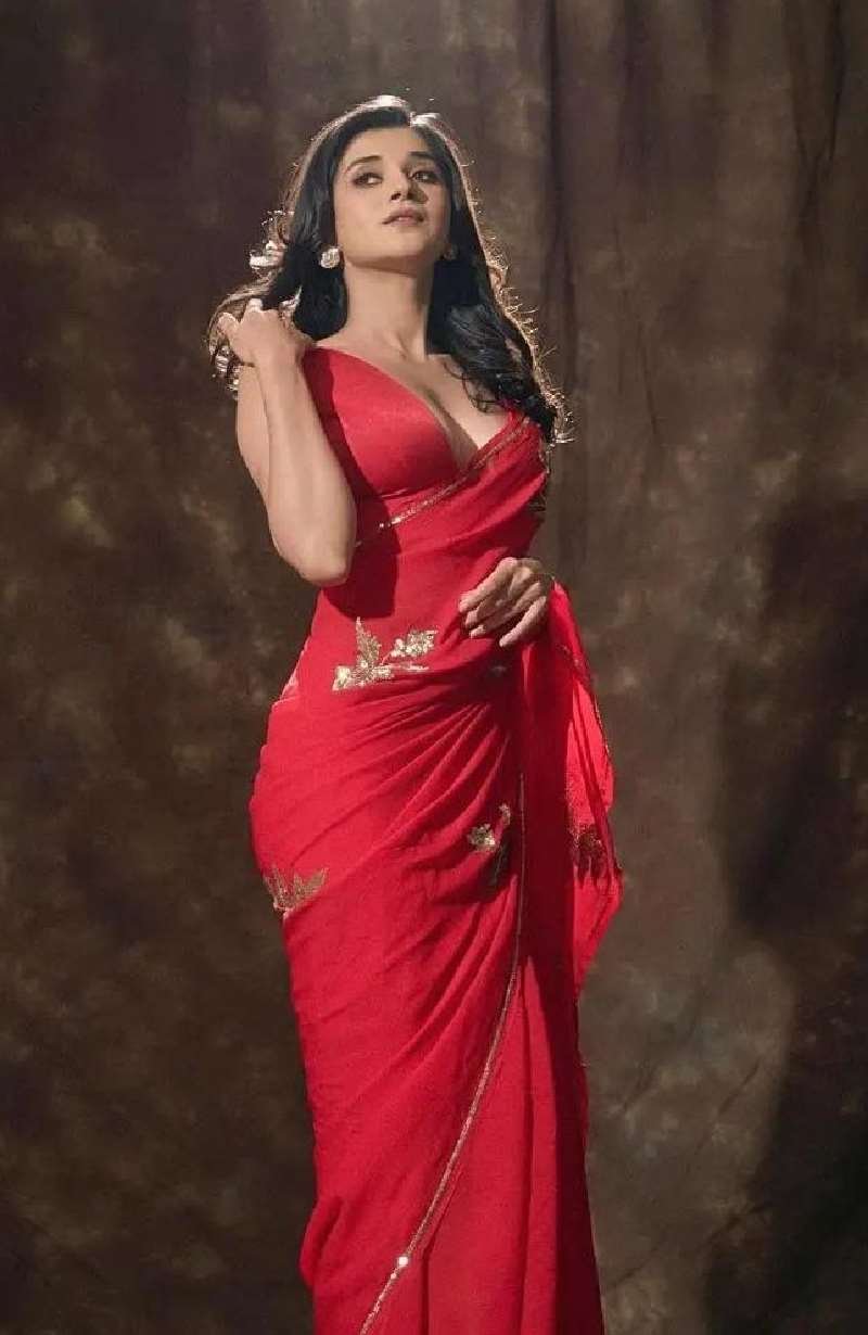 bhavika sharma red saree indian tv actress 21