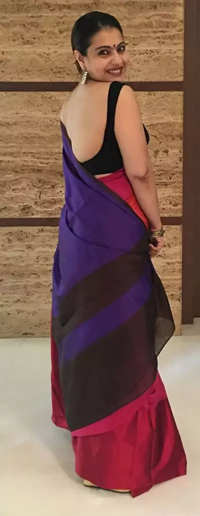 kajol backless saree curvy indian actress (2)