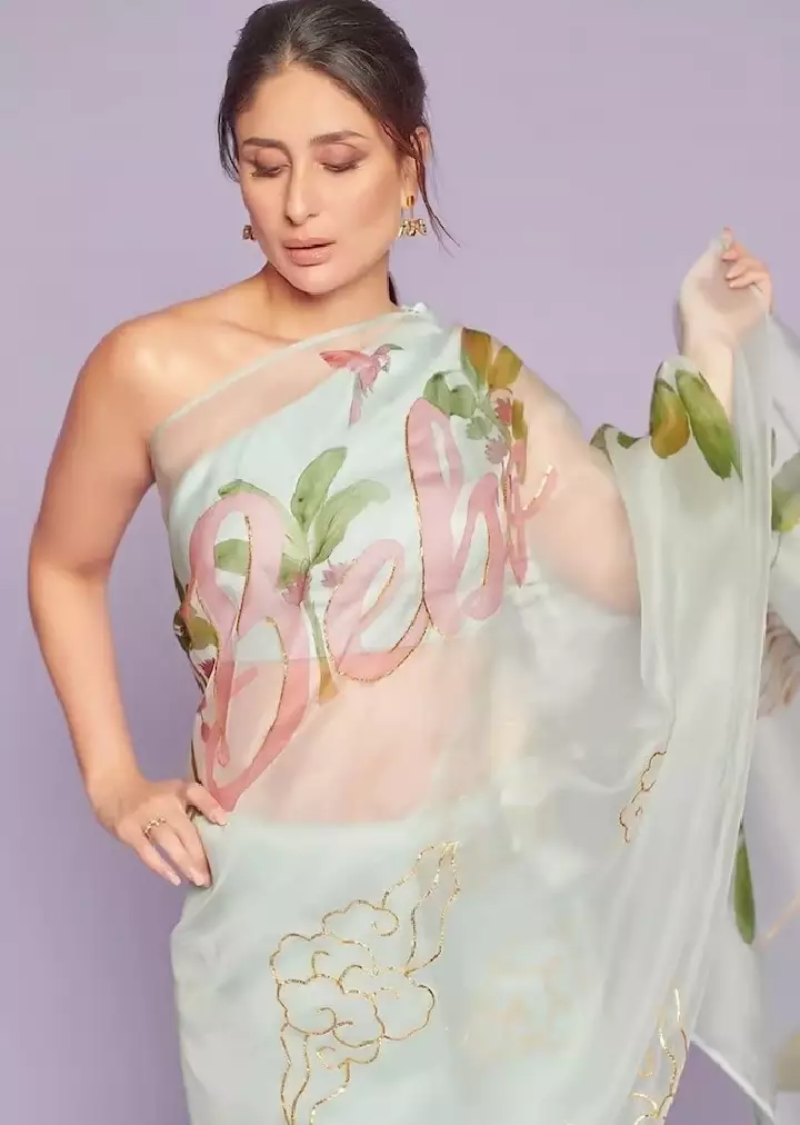 kareena kapoor sheer flower printed saree