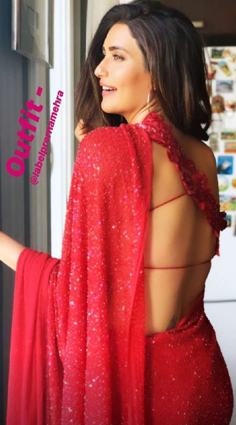 karishma tanna red saree indian tv actress 22