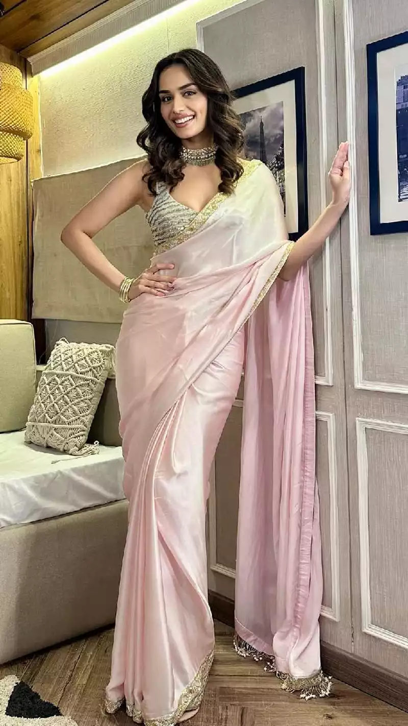 manushi chhillar in saree indian actress 13