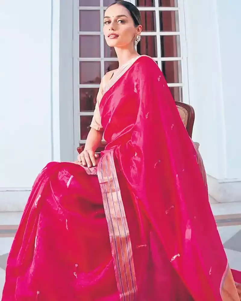 manushi chhillar in saree indian actress 19