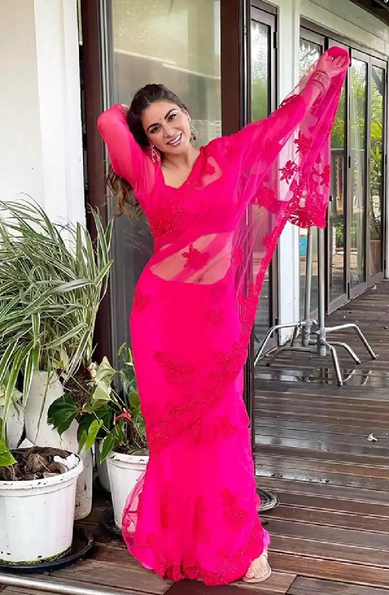 shraddha arya sheer saree kundali bhagya actress (3)