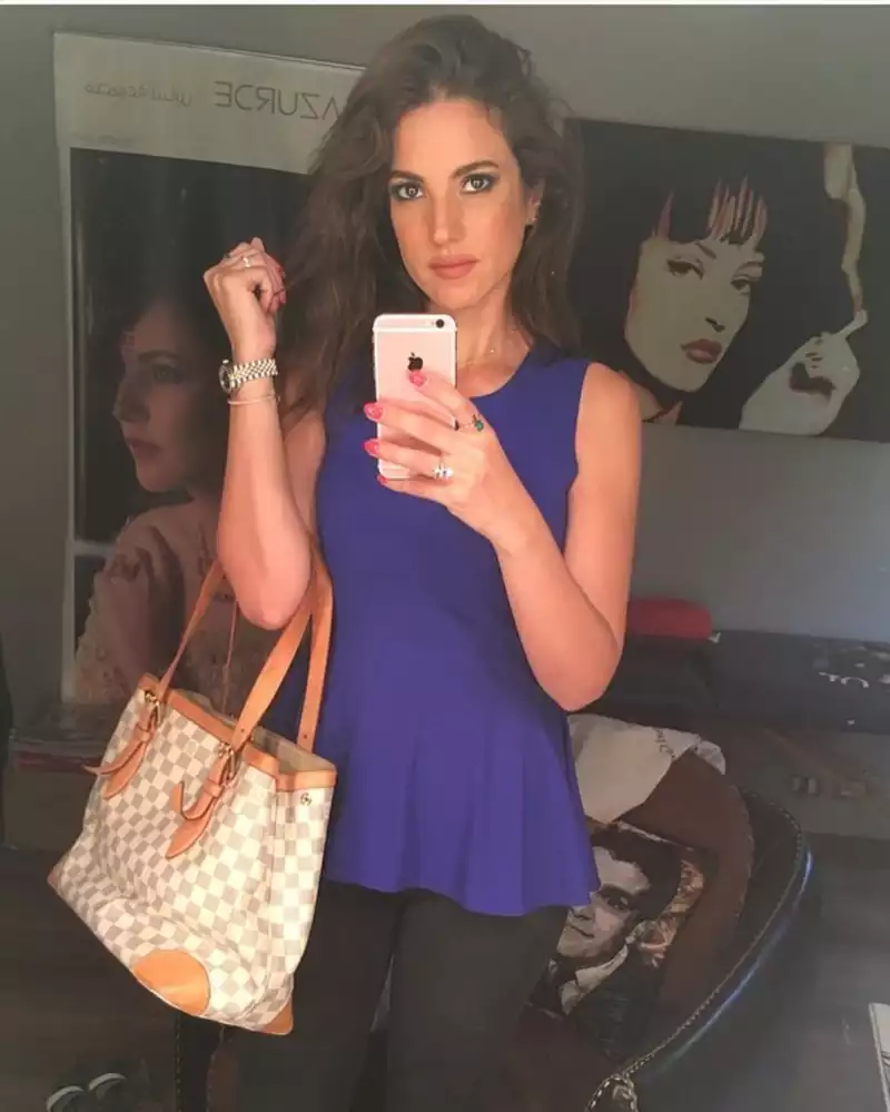 Dorra Zarrouk selfie ezyptian actress (9)