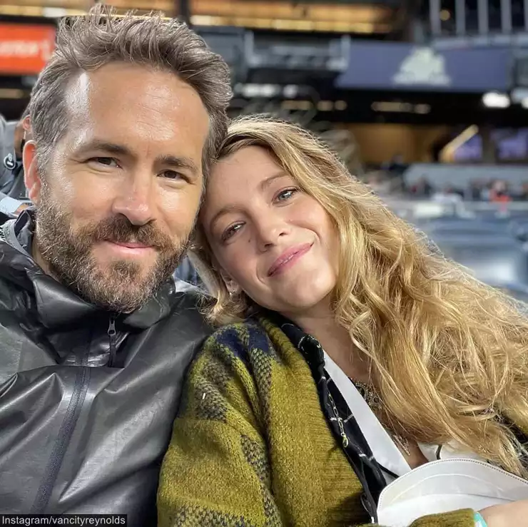 blake lively ryan reynolds selfies best celebrity couple (7)