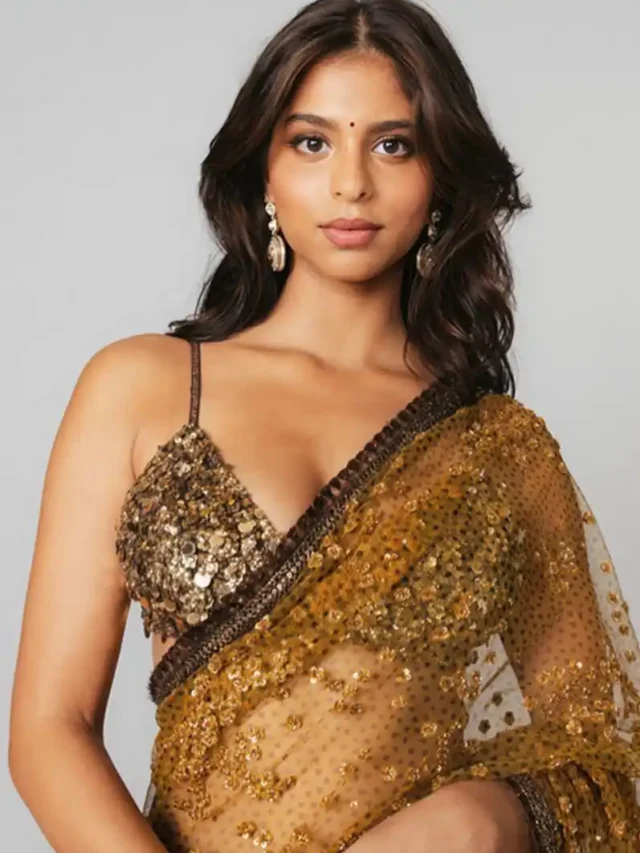 cropped suhana khan saree deep neckline blouse indian actress archies actress 5.webp
