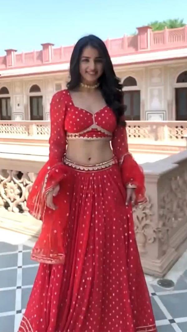 Mahima Makwana antim flesh actress