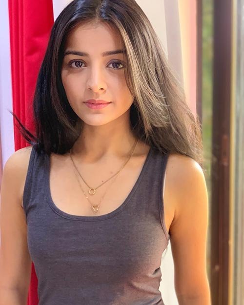 Mahima Makwana antim flesh actress