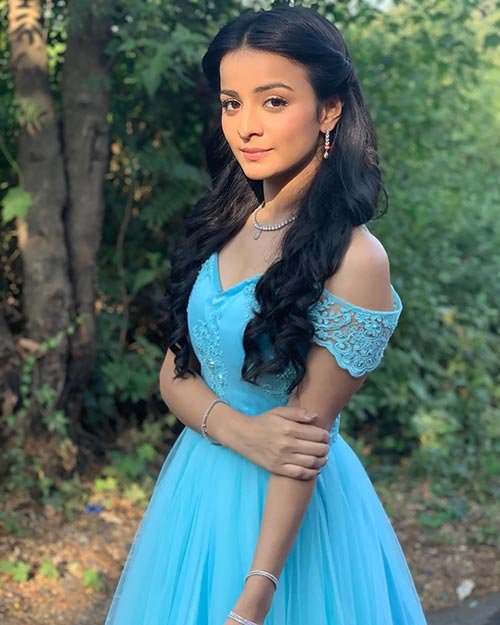 Mahima Makwana antim flesh actress
