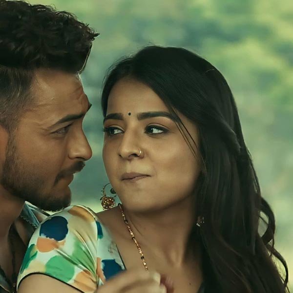 Mahima Makwana antim flesh actress