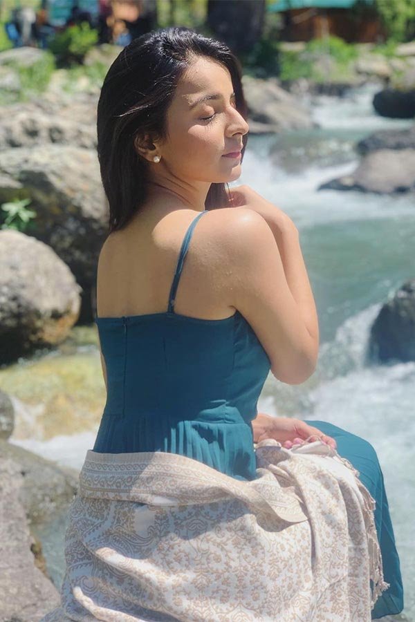 Mahima Makwana antim flesh actress