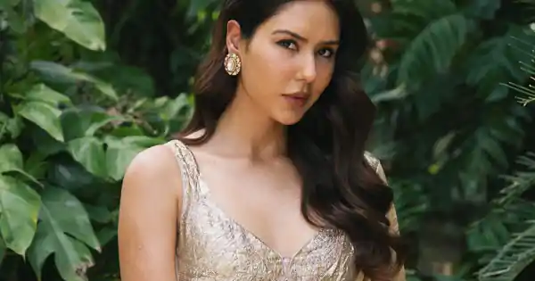 sonam bajwa in saree golden punjabi actress
