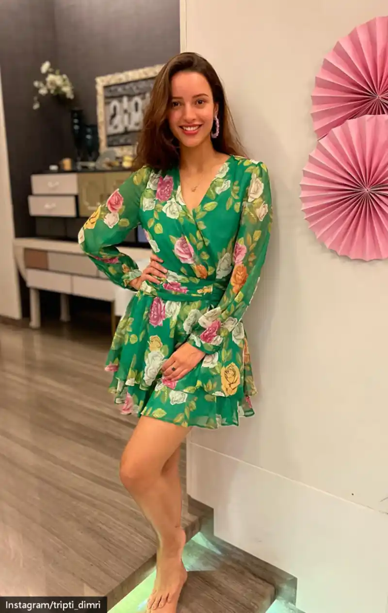 tripti dimri short dress legs animal actress (5)